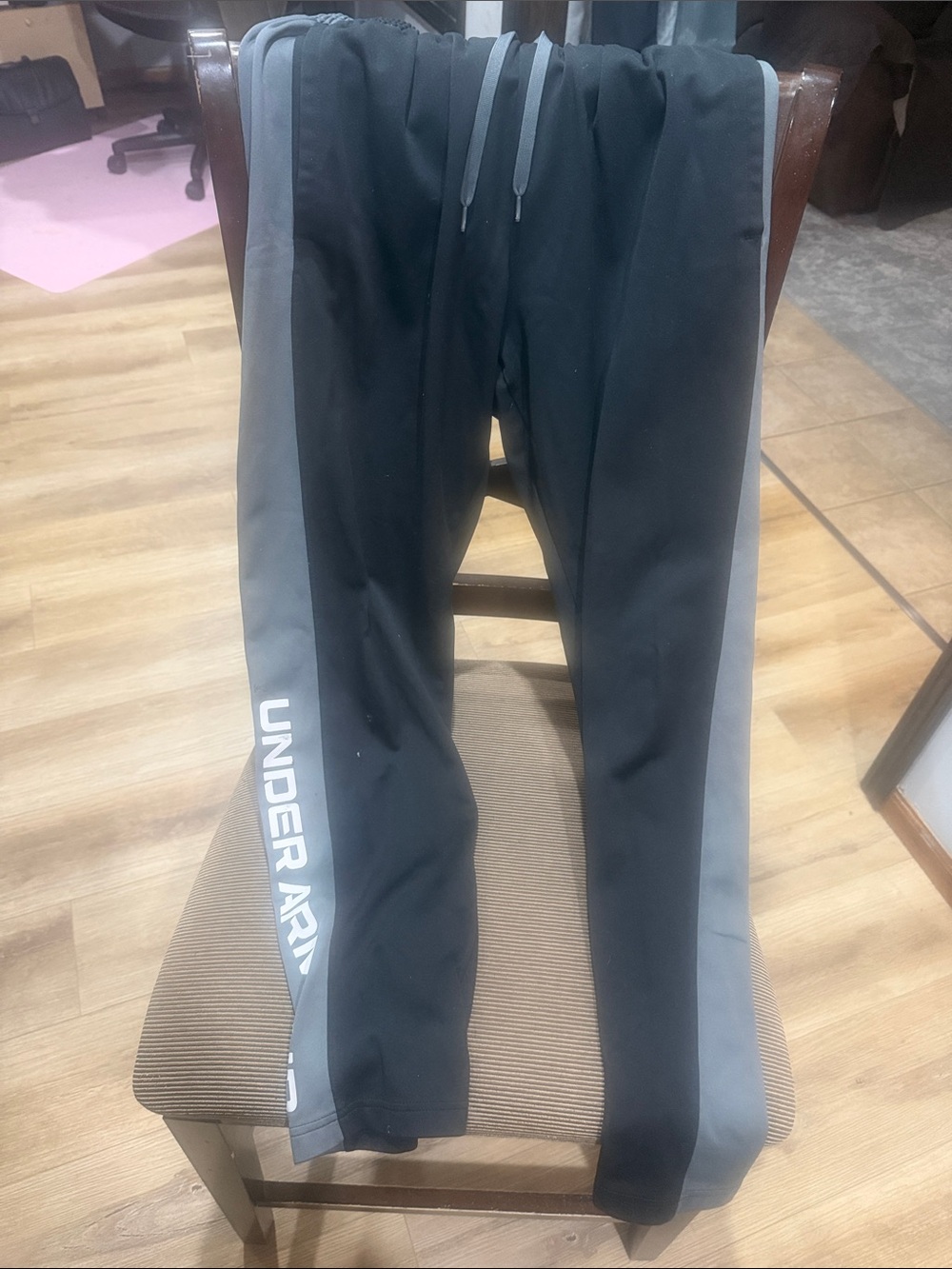 Under Armour Black and Gray Men’s Joggers with Side Panels